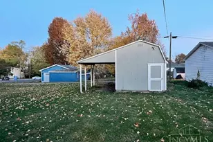 7404 Perry St, Cincinnati, OH 45231 - Photo 2