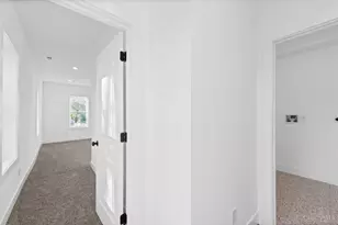 3129 Hackberry St, Cincinnati, OH 45207 - Photo 32