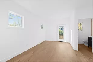 3129 Hackberry St, Cincinnati, OH 45207 - Photo 14