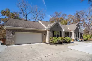 1698 Brookridge Circle, Lawrenceburg, IN 47025 - Photo 4