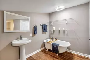 2016 Queen City Ave, Cincinnati, OH 45214 - Photo 6