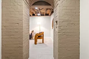 2185 Crane Ave, Cincinnati, OH 45207 - Photo 36