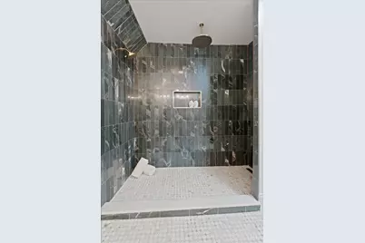 2185 Crane Avenue, Cincinnati, OH 45207 - Photo 20