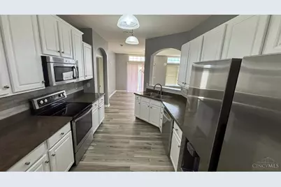 7787 Skyview Circle, Green Township, OH 45248 - Photo 18