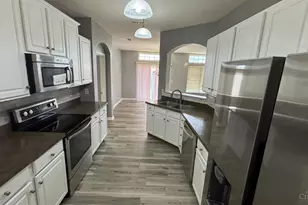 7787 Skyview Cir, Green Township, OH 45248 - Photo 18