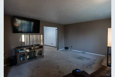 1352 Forester Drive, Springfield Township, OH 45240 - Photo 12