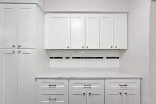 9760 Bunker Hill Ln, Montgomery, OH 45242 - Photo 16