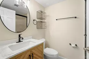 9760 Bunker Hill Ln, Montgomery, OH 45242 - Photo 20