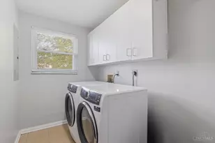 6117 Charlesgate Rd, Huber Heights, OH 45424 - Photo 10