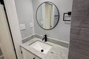 923 Rogers Pl, Cincinnati, OH 45206 - Photo 16