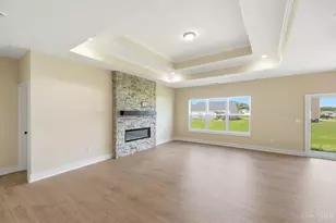 1219 Blue Spruce Ln, Wilmington, OH 45177 - Photo 2