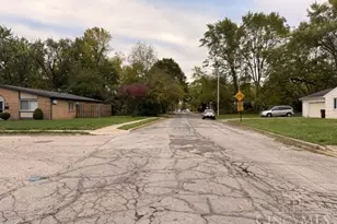 103 Oak St, Trotwood, OH 45426 - Photo 4