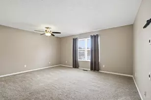 5416 Shady Meadows Dr, Fairfield Township, OH 45011 - Photo 6