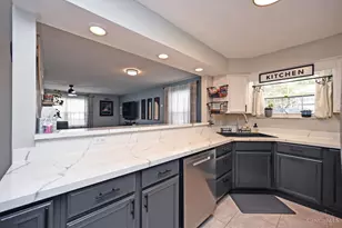 1780 Springdale Rd, Springfield Township, OH 45231 - Photo 8