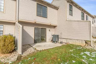 5375 Londonderry Dr, Sharonville, OH 45241 - Photo 4