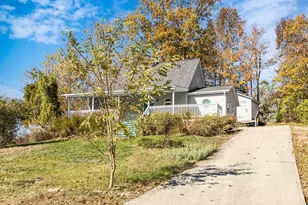 1868 Fieldcrest Dr, Lawrenceburg, IN 47025 - Photo 2