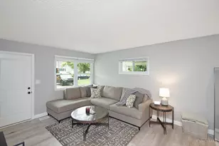 8831 Daly Rd, Springfield Township, OH 45231 - Photo 4