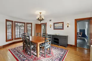 3736 Dogwood Ln, Cincinnati, OH 45213 - Photo 8