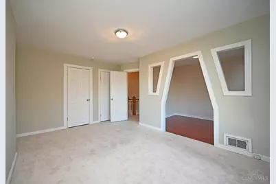 1535 Pullan Avenue, Cincinnati, OH 45223 - Photo 38