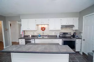 3020 Chickadee Dr, Saint Clair Township, OH 45011 - Photo 4