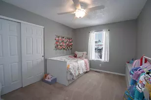 3020 Chickadee Dr, Saint Clair Township, OH 45011 - Photo 12