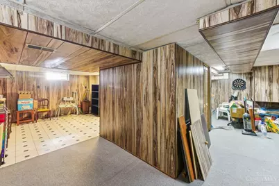 2197 Crane Avenue, Cincinnati, OH 45207 - Photo 28