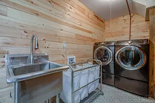 7674 Briargreen Ln, Miami Township, OH 45248 - Photo 22