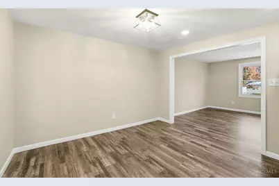 1371 Finch Lane, Miami Township, OH 45150 - Photo 18