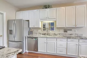 8008 Pinnacle Point Dr, West Chester, OH 45069 - Photo 8