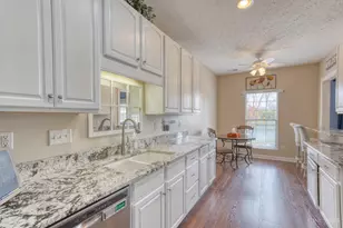 8008 Pinnacle Point Dr, West Chester, OH 45069 - Photo 10