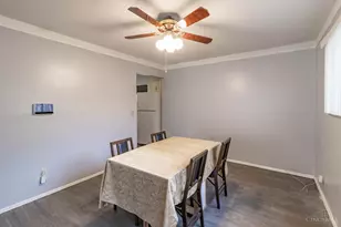 8990 Mockingbird Ln, Springfield Township, OH 45231 - Photo 10