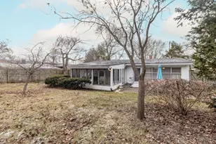 8990 Mockingbird Ln, Springfield Township, OH 45231 - Photo 22