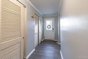 8990 Mockingbird Ln, Springfield Township, OH 45231 - Photo 4