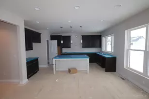 4017 Trailside Dr, Green Township, OH 45248 - Photo 8