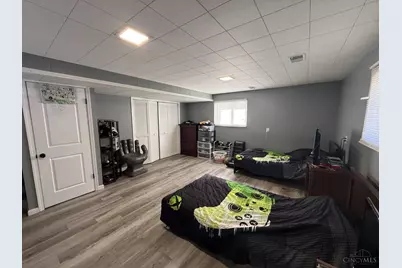 4235 Vannest Ave, Middletown, OH 45042 - Photo 8