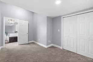 6325 Desmond St, Cincinnati, OH 45227 - Photo 20