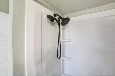 5524 Lester Road, Cincinnati, OH 45213 - Photo 34