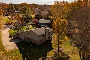 2550 Chess Wood Point, Centerville, OH 45458 - Photo 2