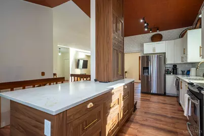 2550 Chess Wood Point, Centerville, OH 45458 - Photo 18