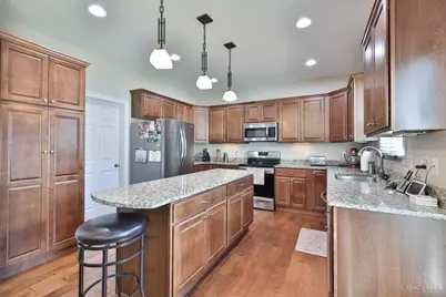 1757 Woodruff Lane, Wyoming, OH 45215 - Photo 12