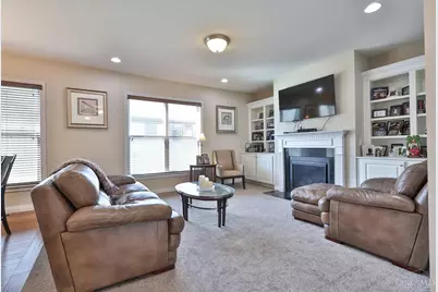 1757 Woodruff Lane, Wyoming, OH 45215 - Photo 6