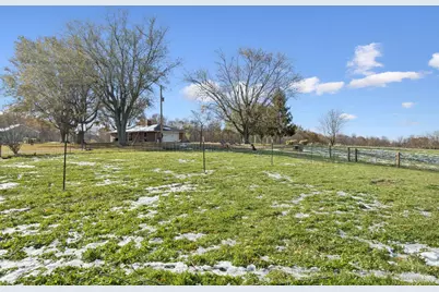 7882 Mad River Road, Liberty Twp, OH 45133 - Photo 12