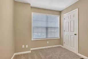 10648 Jefferson Ave, Symmes Township, OH 45140 - Photo 16