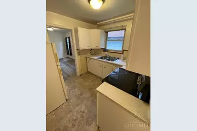 877 Ludlow Avenue, Cincinnati, OH 45220 - Photo 38