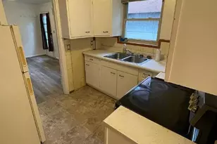 877 Ludlow Ave, Cincinnati, OH 45220 - Photo 38