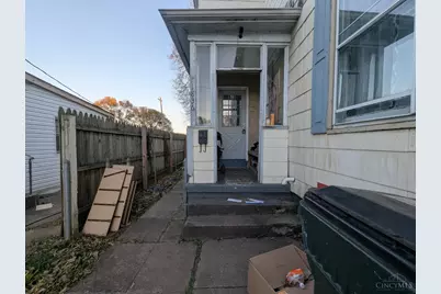 1836 Pleasant Avenue, Hamilton, OH 45015 - Photo 2