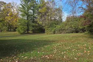 8240 Camargo Rd, Madeira, OH 45243 - Photo 28