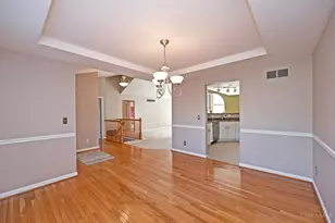 1079 Valley Wood Dr, Union Township, OH 45103 - Photo 8