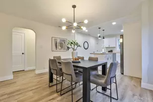 1572 Yarmouth Ave, Cincinnati, OH 45237 - Photo 10