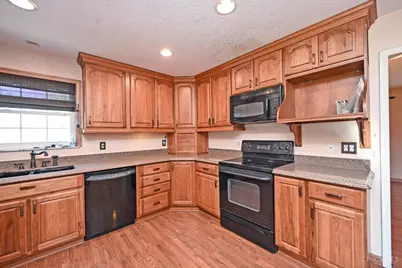 10480 Wintergreen Court, Sharonville, OH 45241 - Photo 10